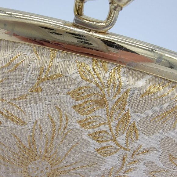 1960s Vintage Avon By Kadin White and Gold‎ Rayon Clutch - Picture 6 of 9
